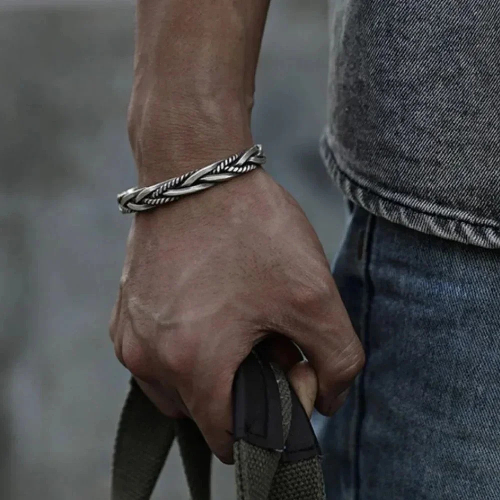 925 Sterling Silver Mens Modern Twist Bangle Bracelet
